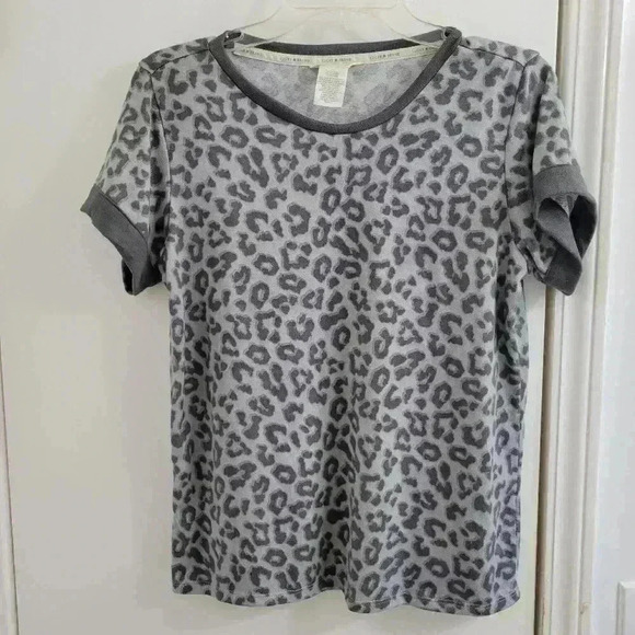 Lucky Brand Tops - Beautiful LUCKY BRAND Blouse for Women Animal Printed SZ S/CH  Gray Color